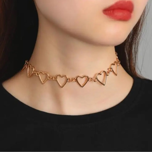Jewelry - Gold Heart Chocker Necklace